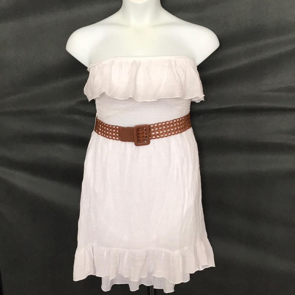 NWOT BCX strapless belted ruffle dress